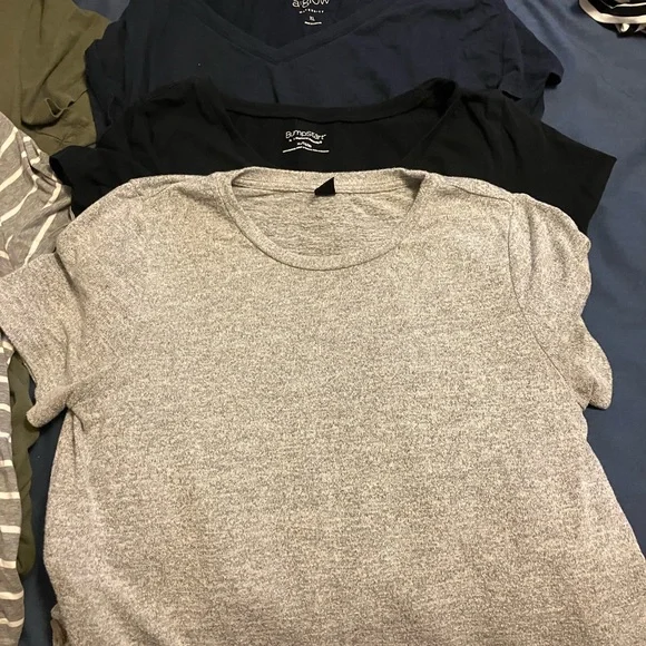 5 maternity T-Shirts in XL - Picture 3 of 3